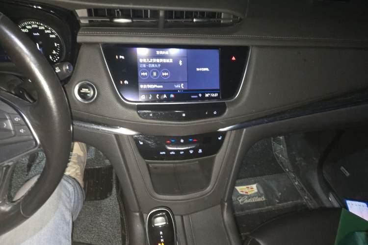 Used Cadillac XT5 2020 28T Luxury Version Audio And AC Panel