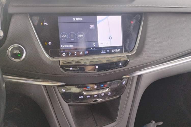 Used Cadillac XT5 2020 28T Luxury Version Audio And AC Panel