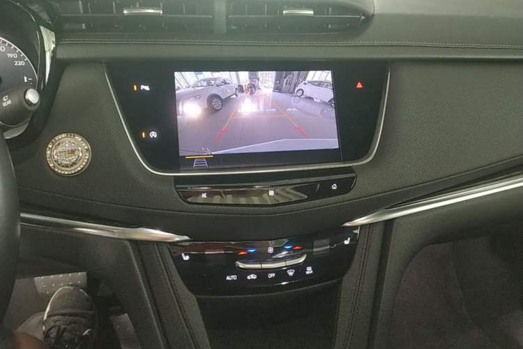 Used Cadillac XT5 2020 Revised Version 28T Luxury Edition Audio And AC Panel