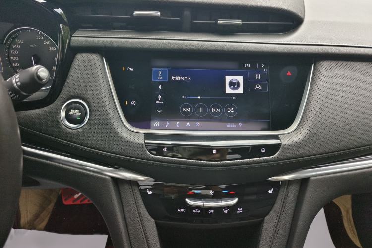 Used Cadillac XT5 2020 28T Luxury Version Audio And AC Panel