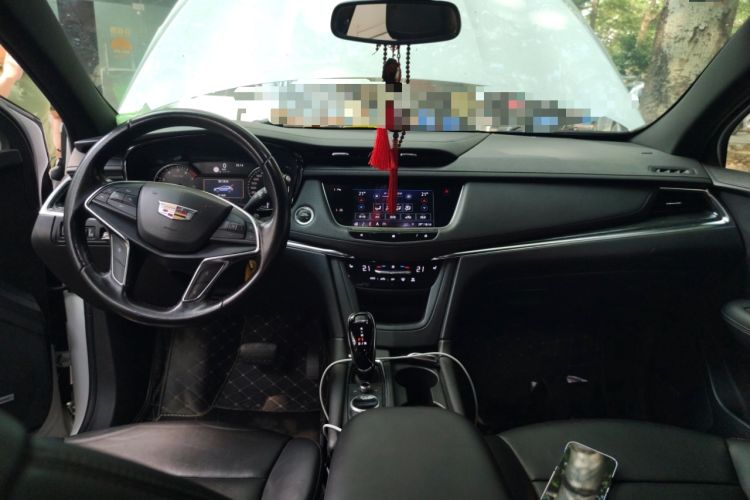 Used Cadillac XT5 2020 28T Luxury Version Center Console