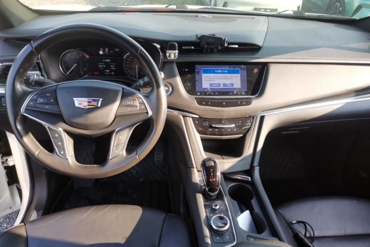 Used Cadillac XT5 2020 28T Four-Wheel Drive Luxury Version Center Console