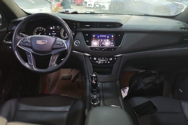 Used Cadillac XT5 2020 28T Four-Wheel Drive Luxury Version Center Console