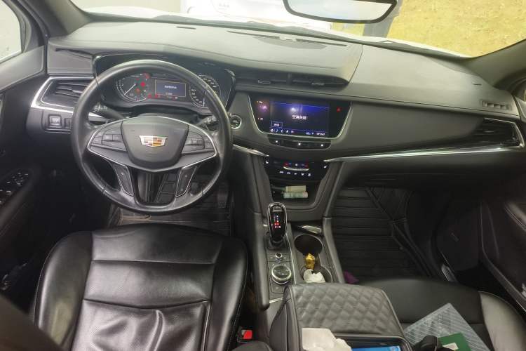 Used Cadillac XT5 2020 28T Four-Wheel Drive Luxury Version Center Console
