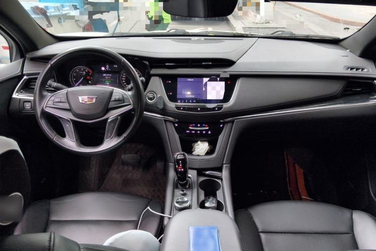 Used Cadillac XT5 2020 28T Luxury Version Center Console