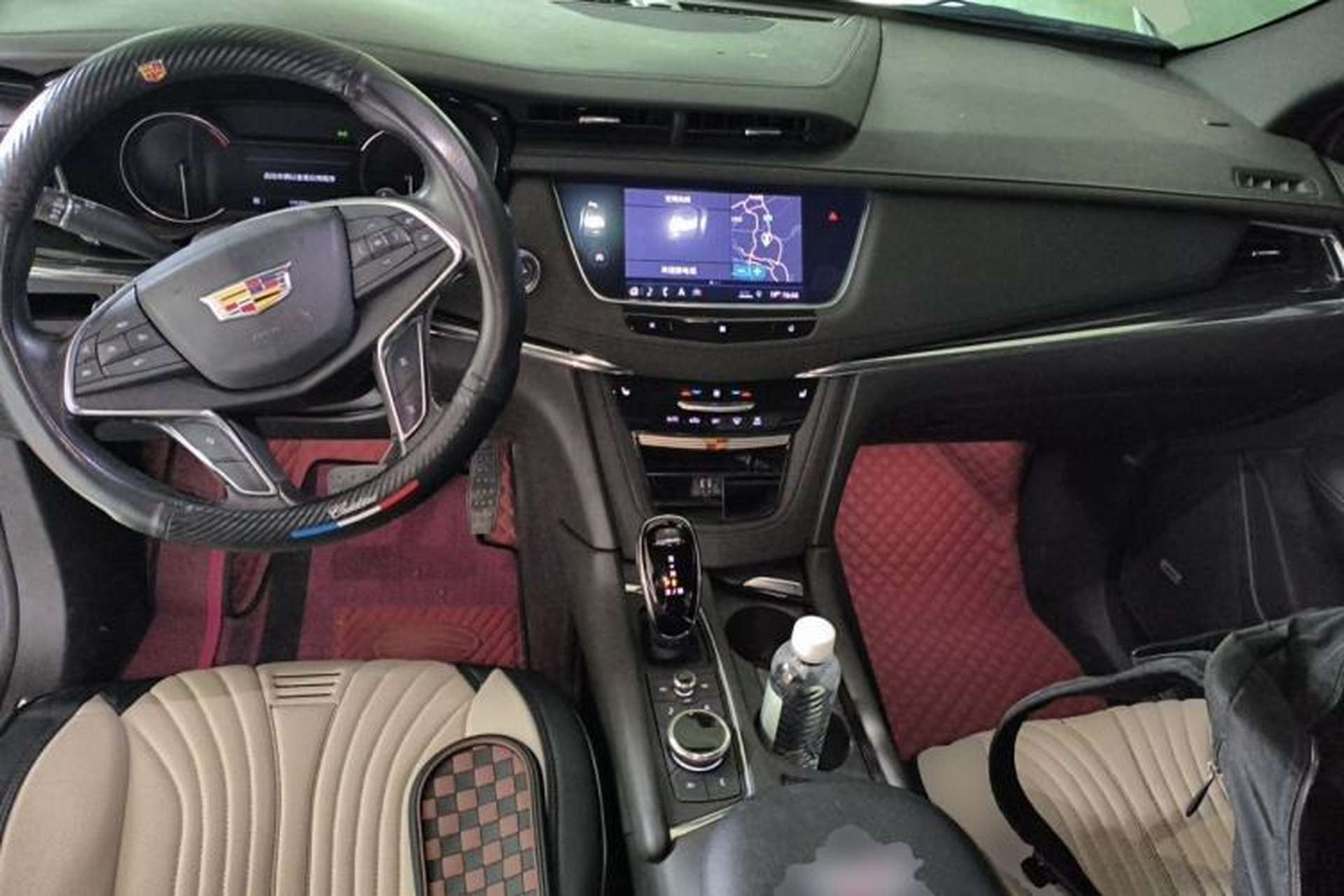 Used Cadillac XT5 2020 28T Luxury Version Center Console