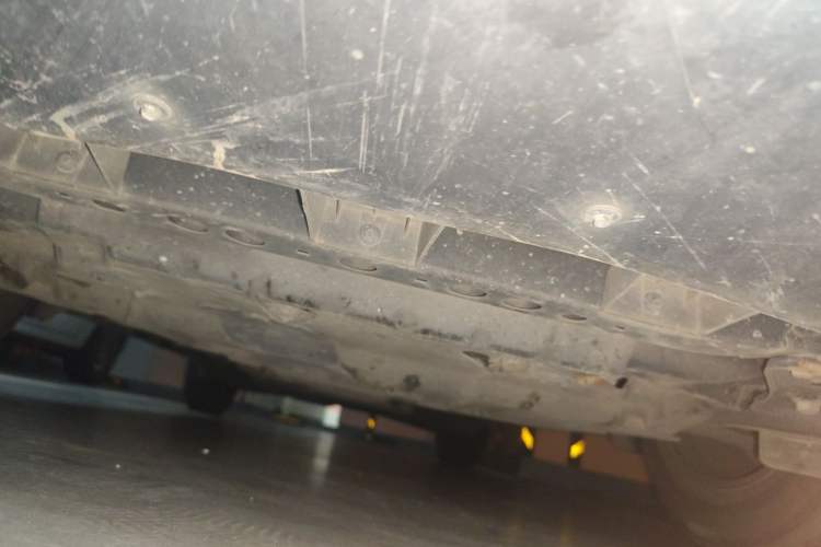 Used Cadillac XT5 2020 28T Luxury Version Chassis Front