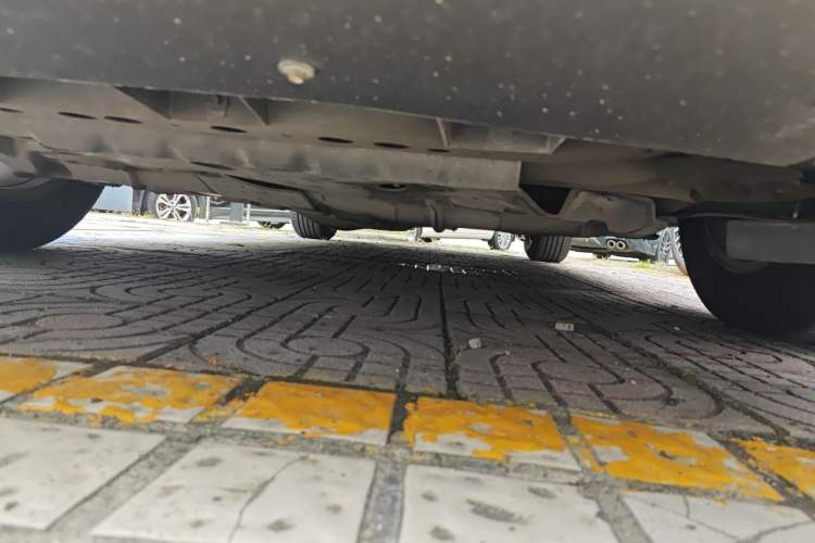 Used Cadillac XT5 2020 28T Luxury Version Chassis Front