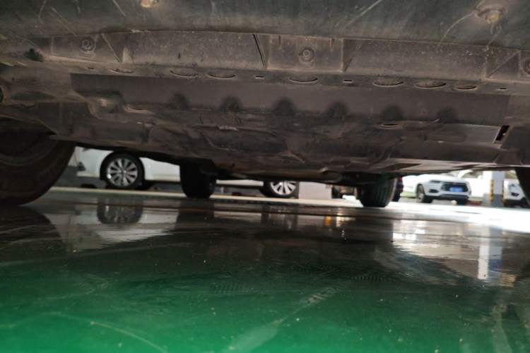 Used Cadillac XT5 2020 28T Luxury Version Chassis Front