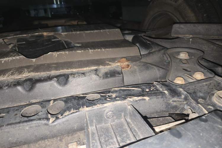 Used Cadillac XT5 2020 28T Luxury Version Chassis Rear Left