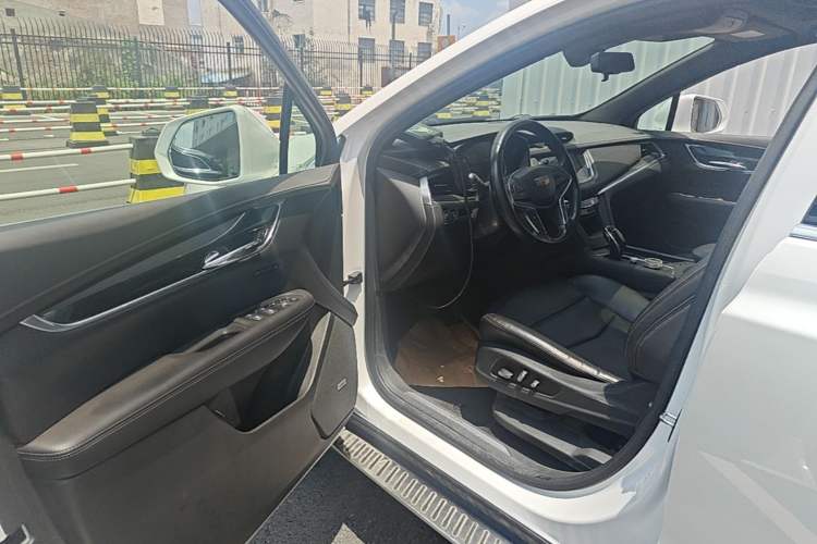 Used Cadillac XT5 2020 28T Four-Wheel Drive Luxury Version Driver Seat