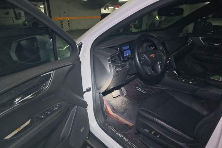Used Cadillac XT5 2020 Revised Version 28T Luxury Edition Driver Seat