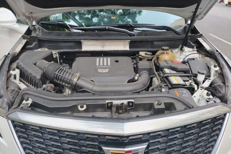 Used Cadillac XT5 2020 28T Four-Wheel Drive Luxury Version Engine Bay