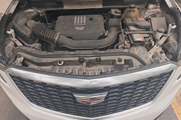 Used Cadillac XT5 2020 28T Luxury Version Engine Bay