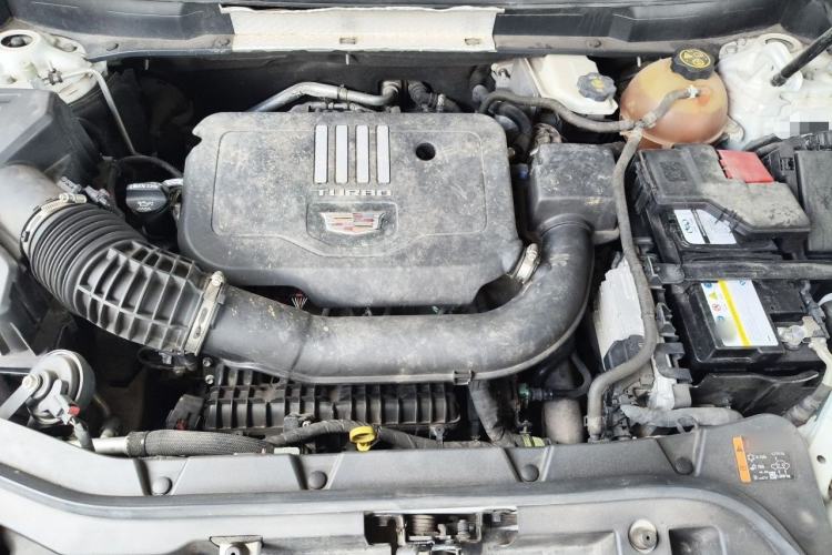Used Cadillac XT5 2020 28T Luxury Version Engine Bay