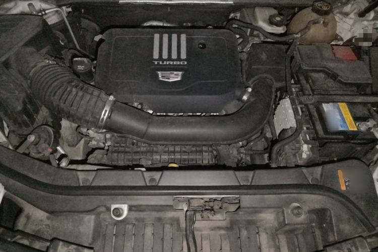 Used Cadillac XT5 2020 28T Luxury Version Engine Bay