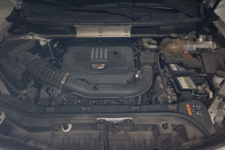 Used Cadillac XT5 2020 Revised Version 28T Luxury Edition Engine Bay