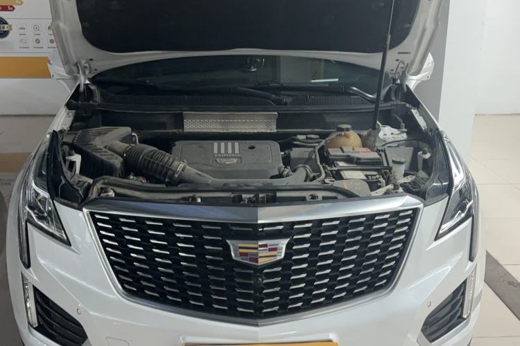 Used Cadillac XT5 2020 Revised Version 28T Luxury Edition Engine Bay