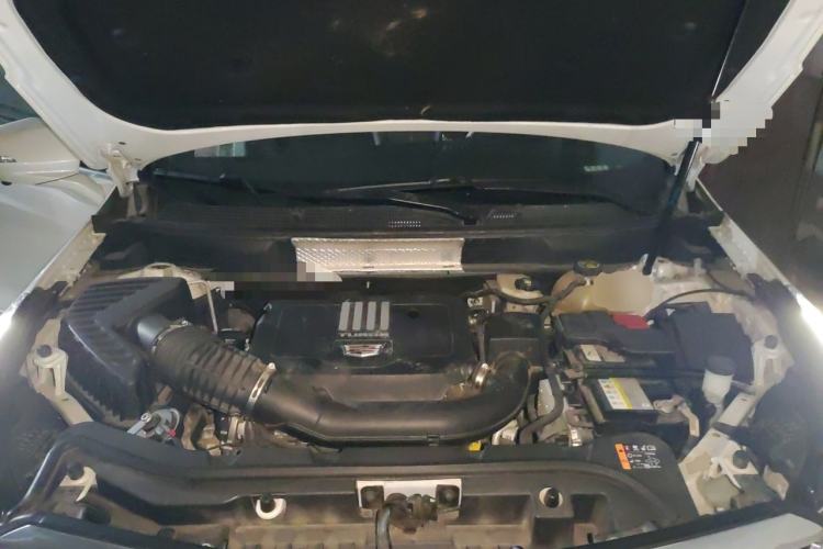 Used Cadillac XT5 2020 28T Luxury Version Engine Bay