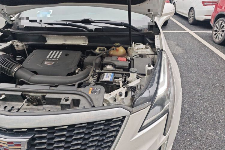 Used Cadillac XT5 2020 28T Four-Wheel Drive Luxury Version Engine Bay Left