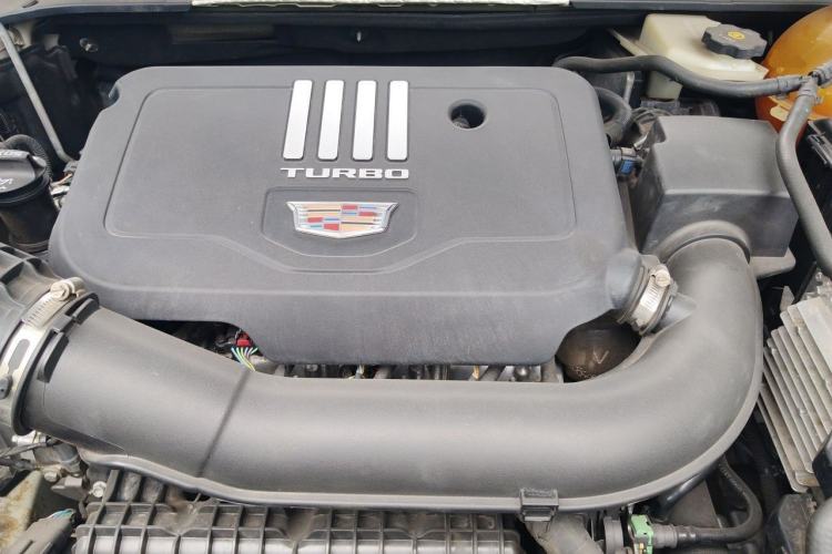 Used Cadillac XT5 2020 Revised Version 28T Luxury Edition Engine Bay