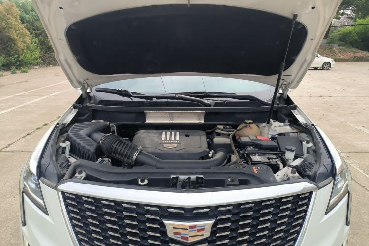 Used Cadillac XT5 2020 28T Luxury Version Engine Bay