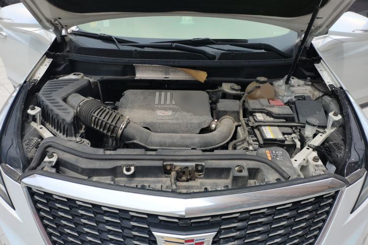 Used Cadillac XT5 2020 Revised Version 28T Luxury Edition Engine Bay
