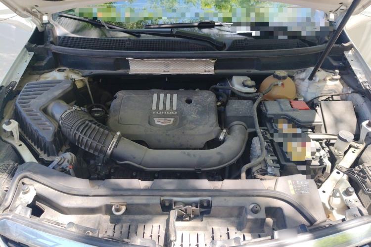 Used Cadillac XT5 2020 28T Luxury Version Engine Bay