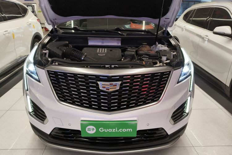 Used Cadillac XT5 2020 28T Luxury Version Engine Bay