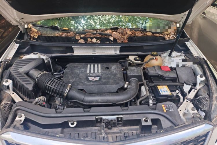 Used Cadillac XT5 2020 28T Luxury Version Engine Bay