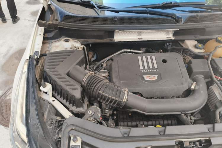 Used Cadillac XT5 2020 Revised Version 28T Four-Wheel Drive Luxury Edition Engine Bay Right