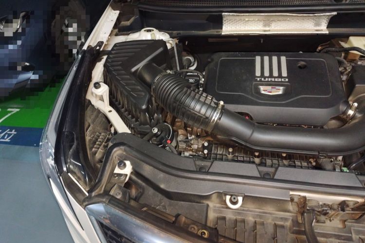 Used Cadillac XT5 2020 28T Luxury Version Engine Bay Right