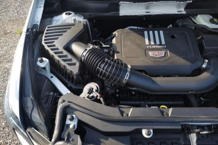 Used Cadillac XT5 2020 28T Four-Wheel Drive Luxury Version Engine Bay Right