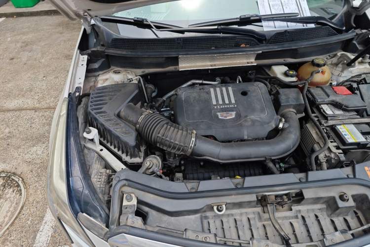 Used Cadillac XT5 2020 Revised Version 28T Tech Edition Engine Bay Right