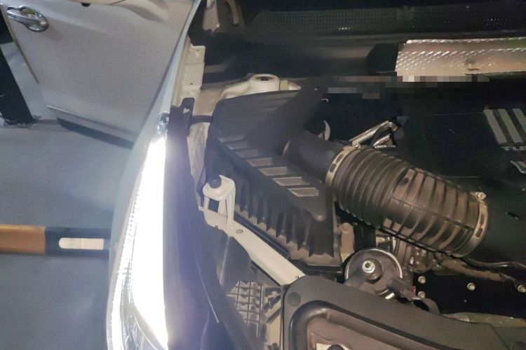 Used Cadillac XT5 2020 28T Luxury Version Engine Bay Right
