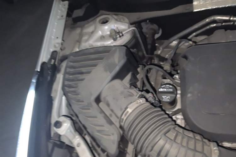 Used Cadillac XT5 2020 Revised Version 28T Luxury Edition Engine Bay Right