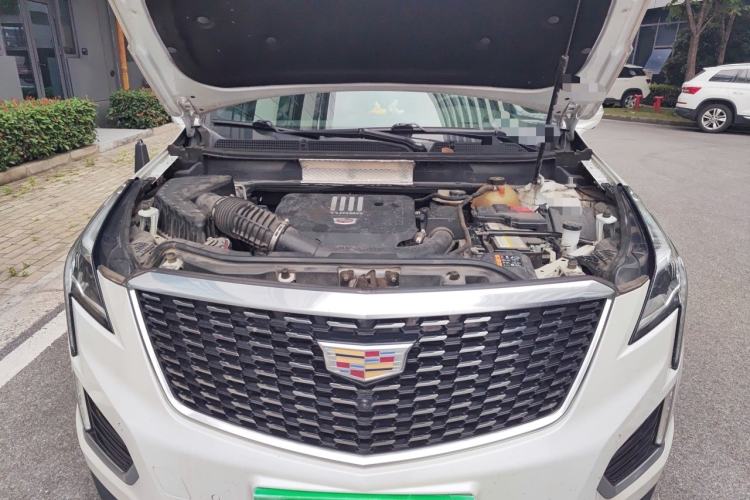 Used Cadillac XT5 2020 28T Tech Edition Engine Bay