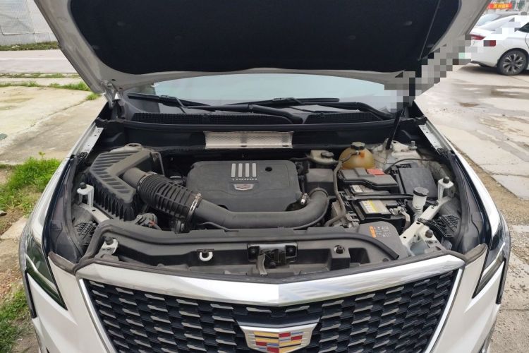 Used Cadillac XT5 2020 Revised Version 28T Luxury Edition Engine Bay