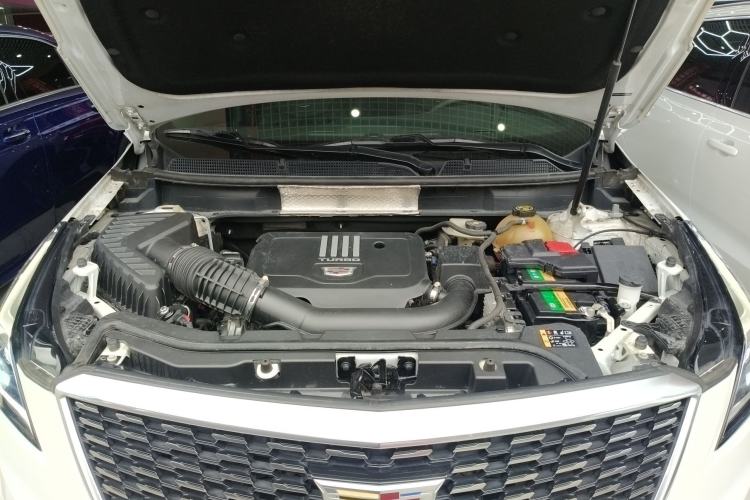 Used Cadillac XT5 2020 28T Luxury Version Engine Bay