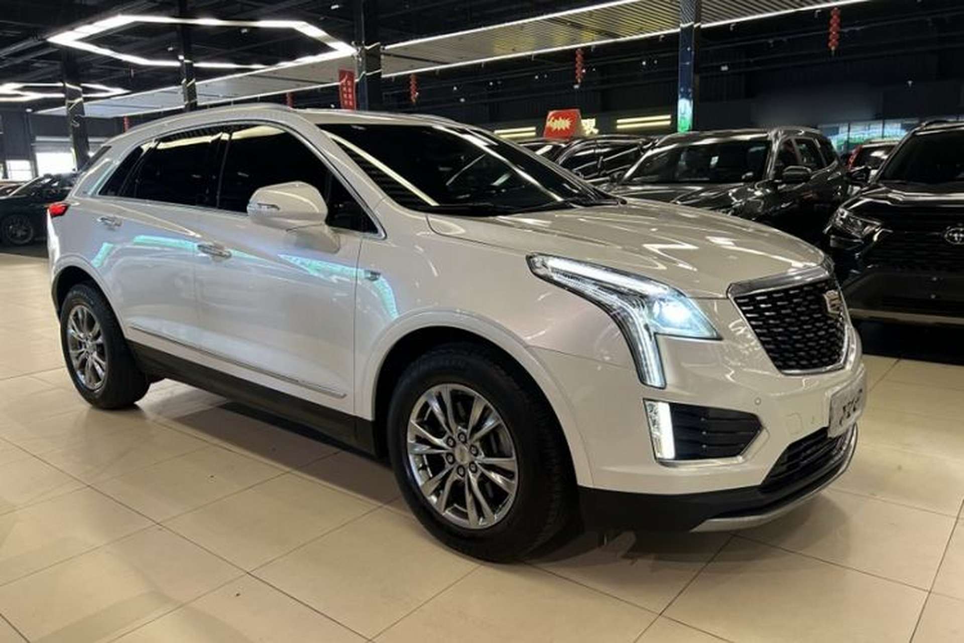 Used Cadillac XT5 2020 28T Luxury Version Exterior 1