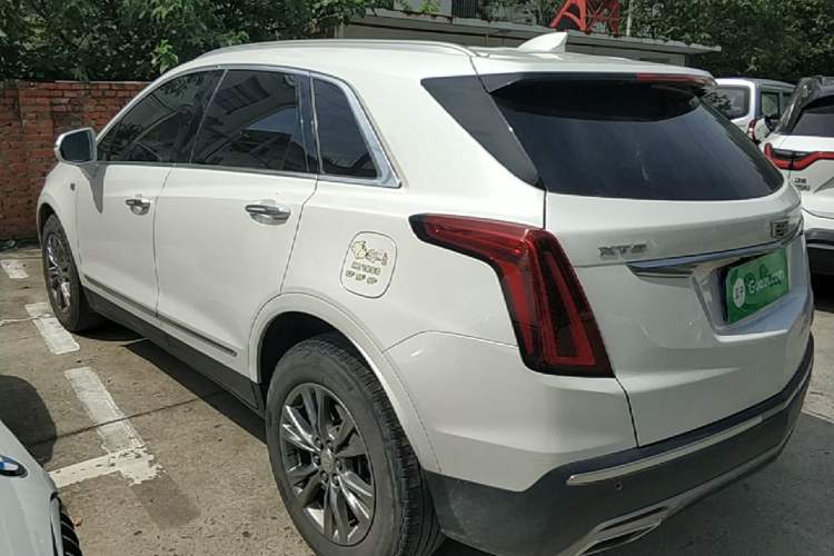 Used Cadillac XT5 2020 28T Luxury Version Exterior 2