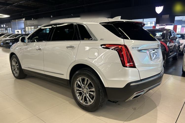 Used Cadillac XT5 2020 28T Luxury Version Exterior 2