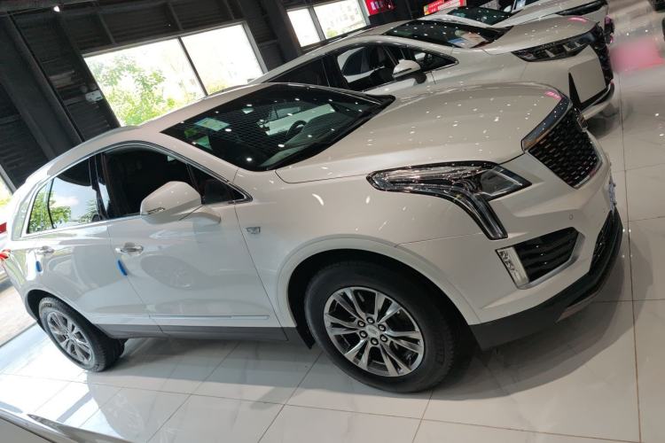 Used Cadillac XT5 2020 28T Luxury Version Exterior 3