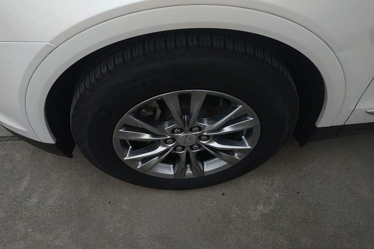 Used Cadillac XT5 2020 28T Luxury Version Exterior 4