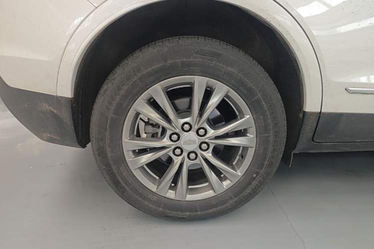 Used Cadillac XT5 2020 Revised Version 28T Luxury Edition Exterior 5