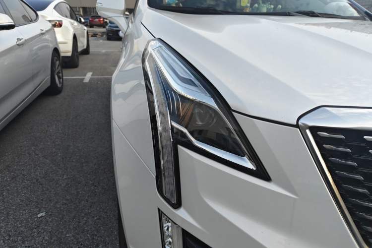 Used Cadillac XT5 2020 28T Luxury Version Exterior 6