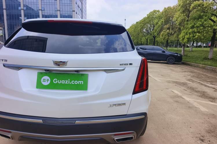 Used Cadillac XT5 2020 28T Luxury Version Exterior 9