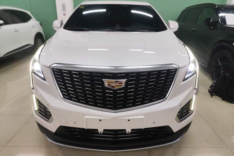 Used Cadillac XT5 2020 Revised Version 28T Luxury Edition Front