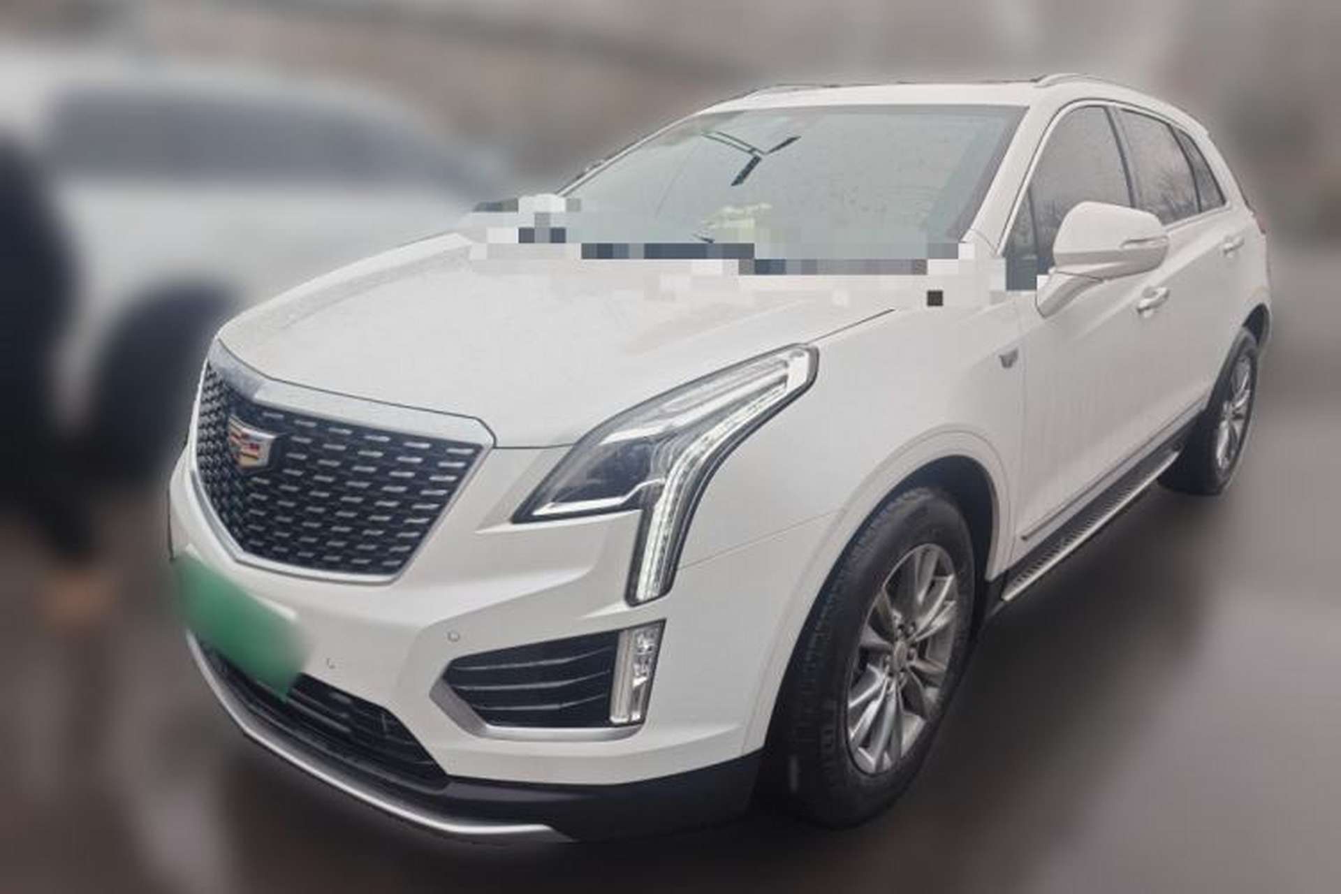 Used Cadillac XT5 2020 28T Luxury Version Front Left 45 Deg