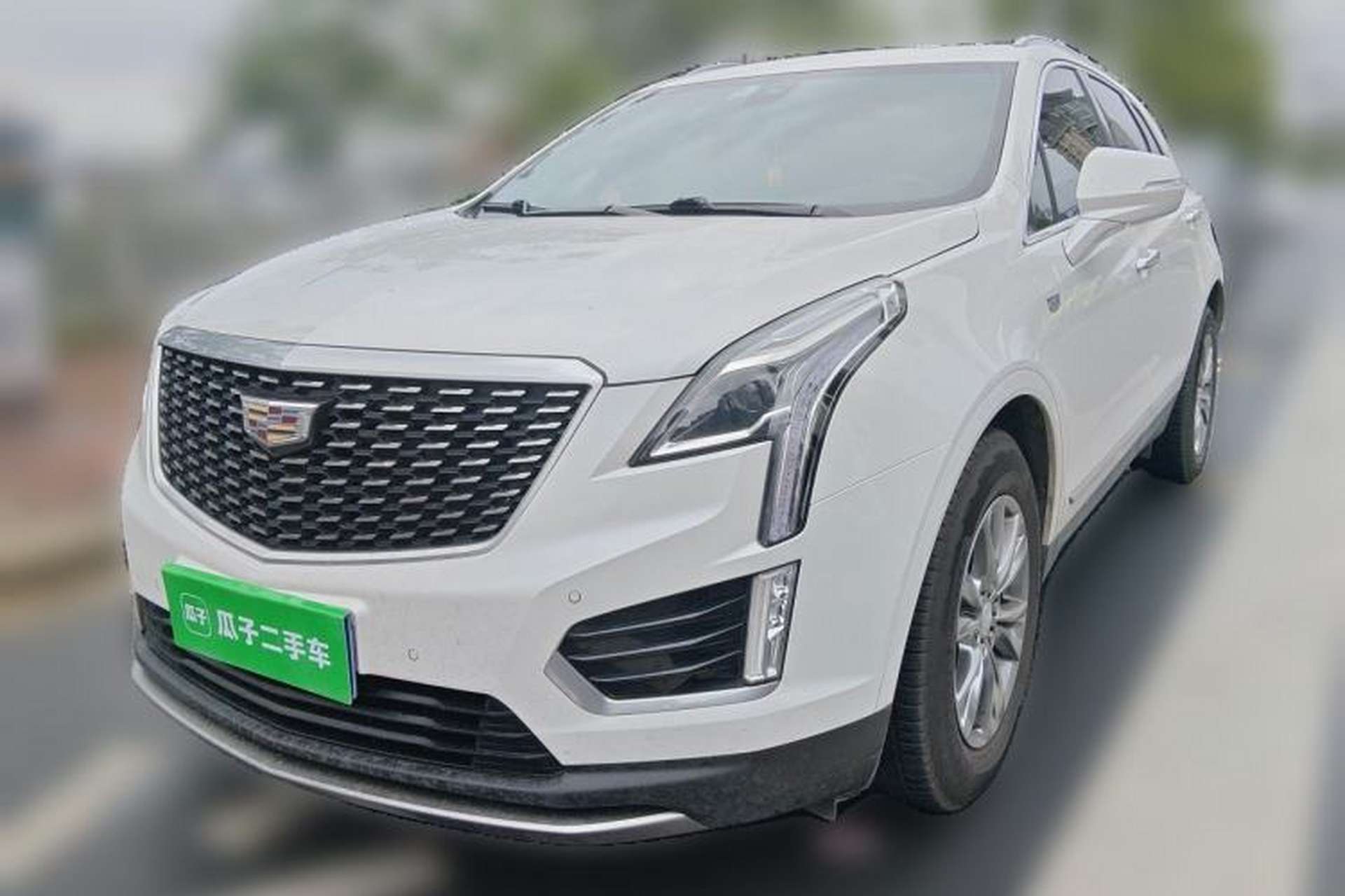 Used Cadillac XT5 2020 28T Luxury Version Front Left 45 Deg